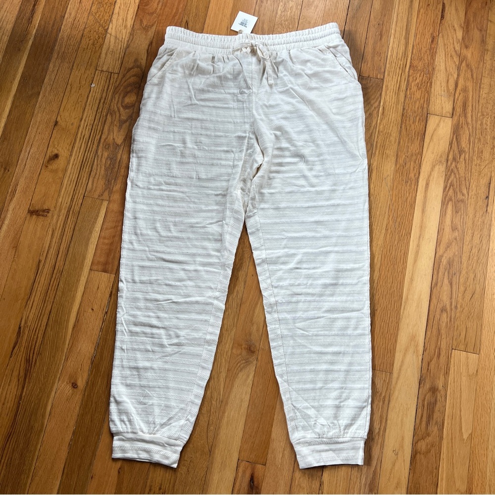 NEW World Market cream striped lounge set - Picture 6 of 10